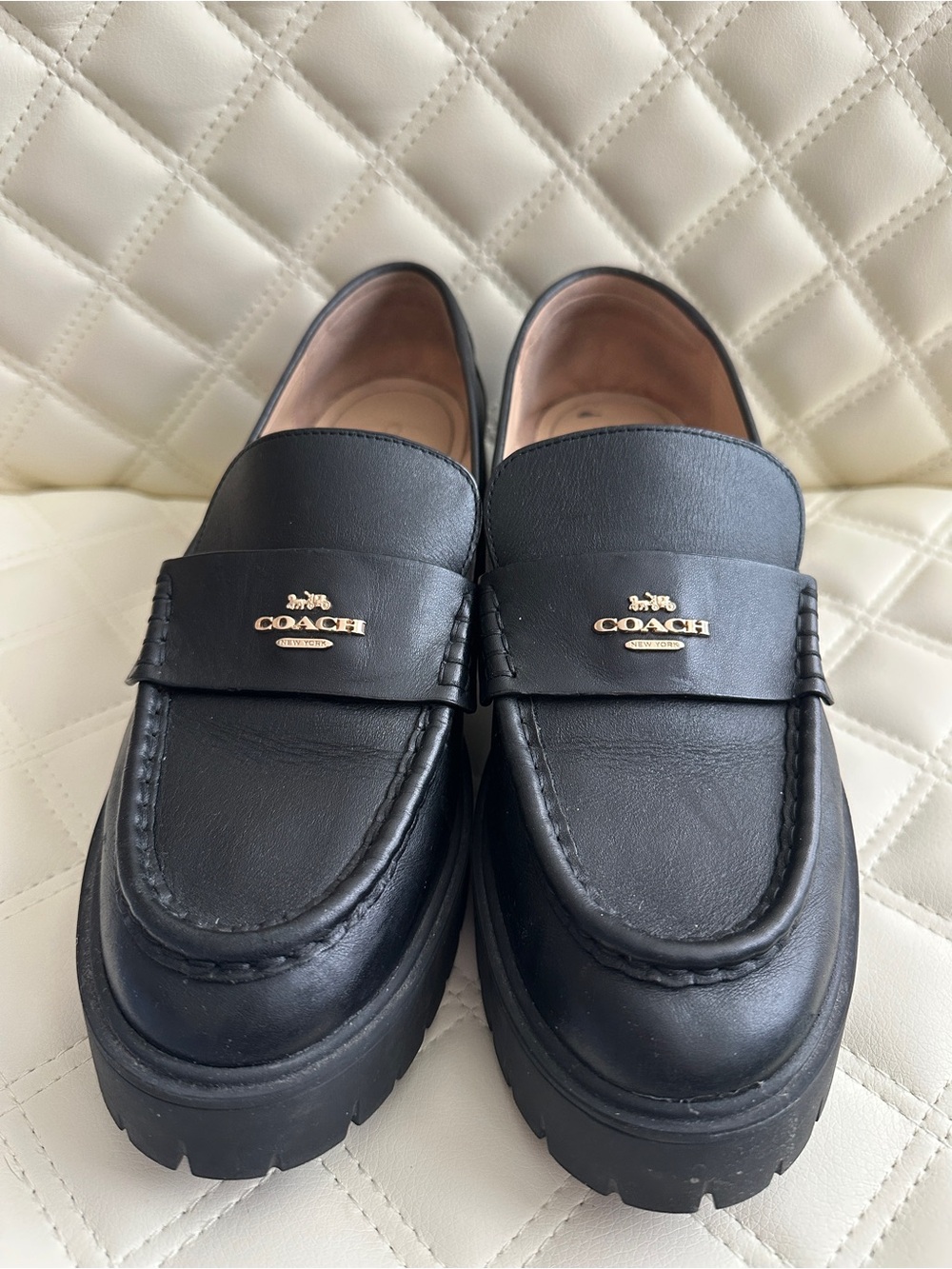Coach Ruthie Loafer - Picture 4 of 10